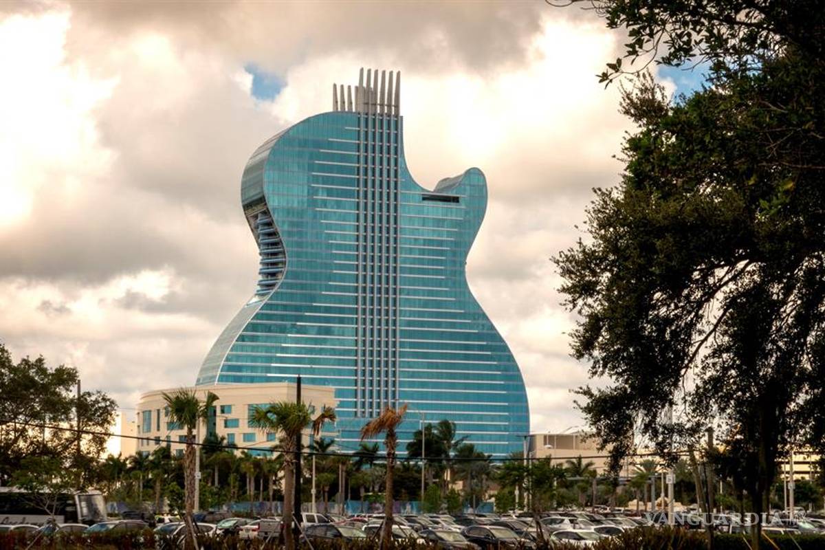 Seminole Hard Rock, primer hotel con forma de guitarra del mundo