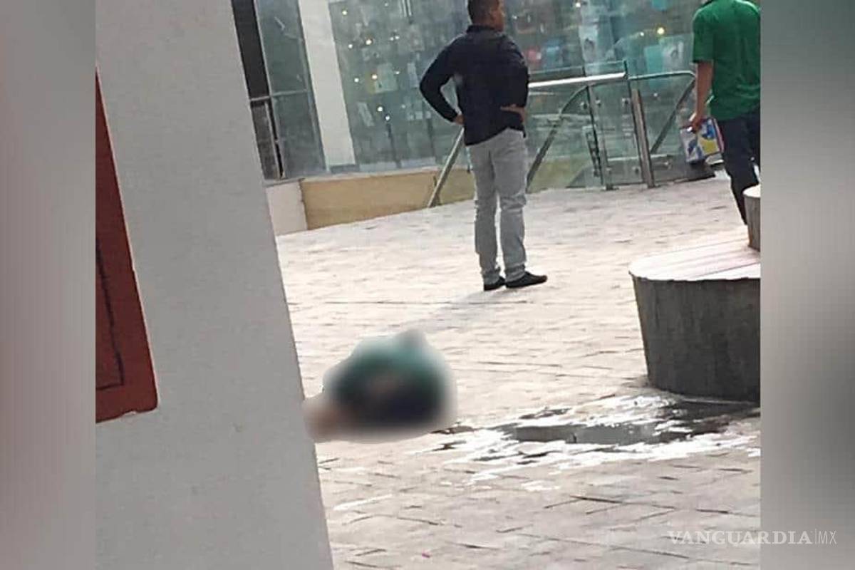 Balacera en plaza comercial de Monterrey deja un muerto