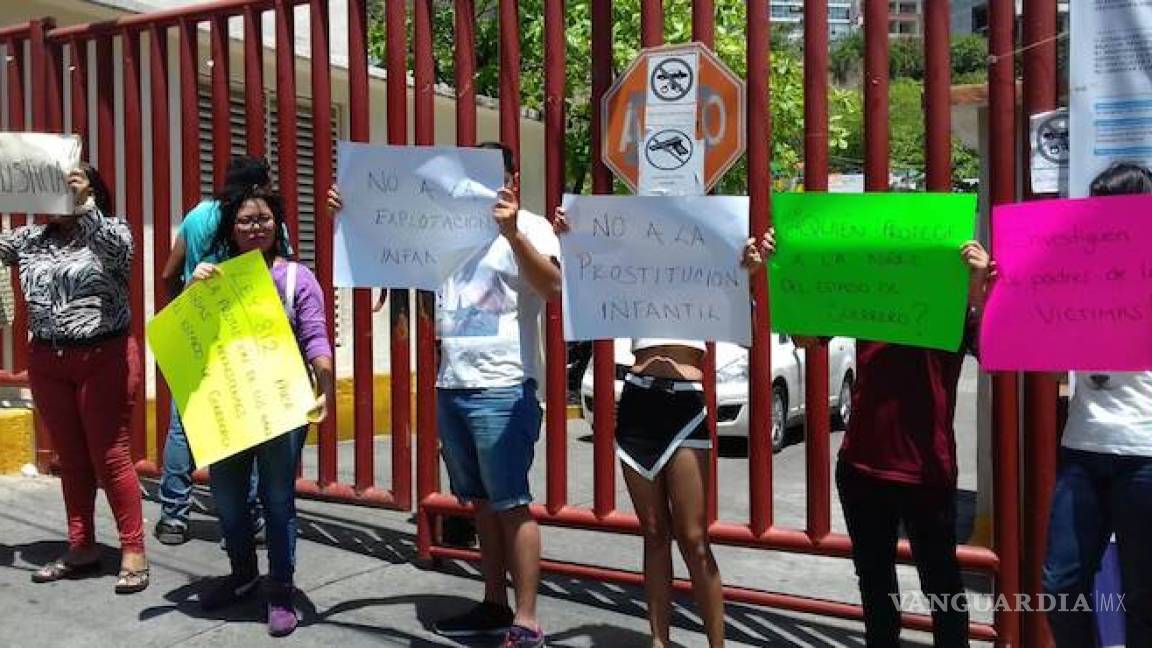 Mujeres piden castigo para canadiense que abusó de niñas en Acapulco