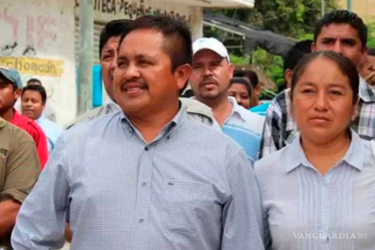 Asesinan a balazos a exalcalde de Aquila, Michoacán, y a su hijo