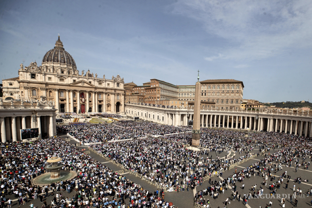 ¿Qué significa el humo blanco o negro en el Vaticano? Así se anuncia la elección del nuevo Papa