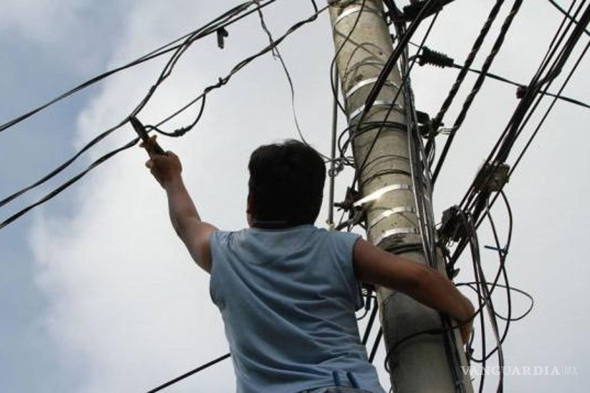 Tendrá que pagar 34 millones de pesos a la CFE, por conexiones ilícitas