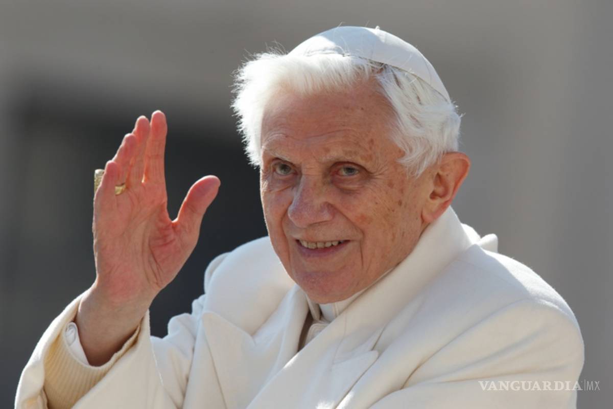Benedicto XVI festeja hoy 91 años en compañía de su hermano Georg