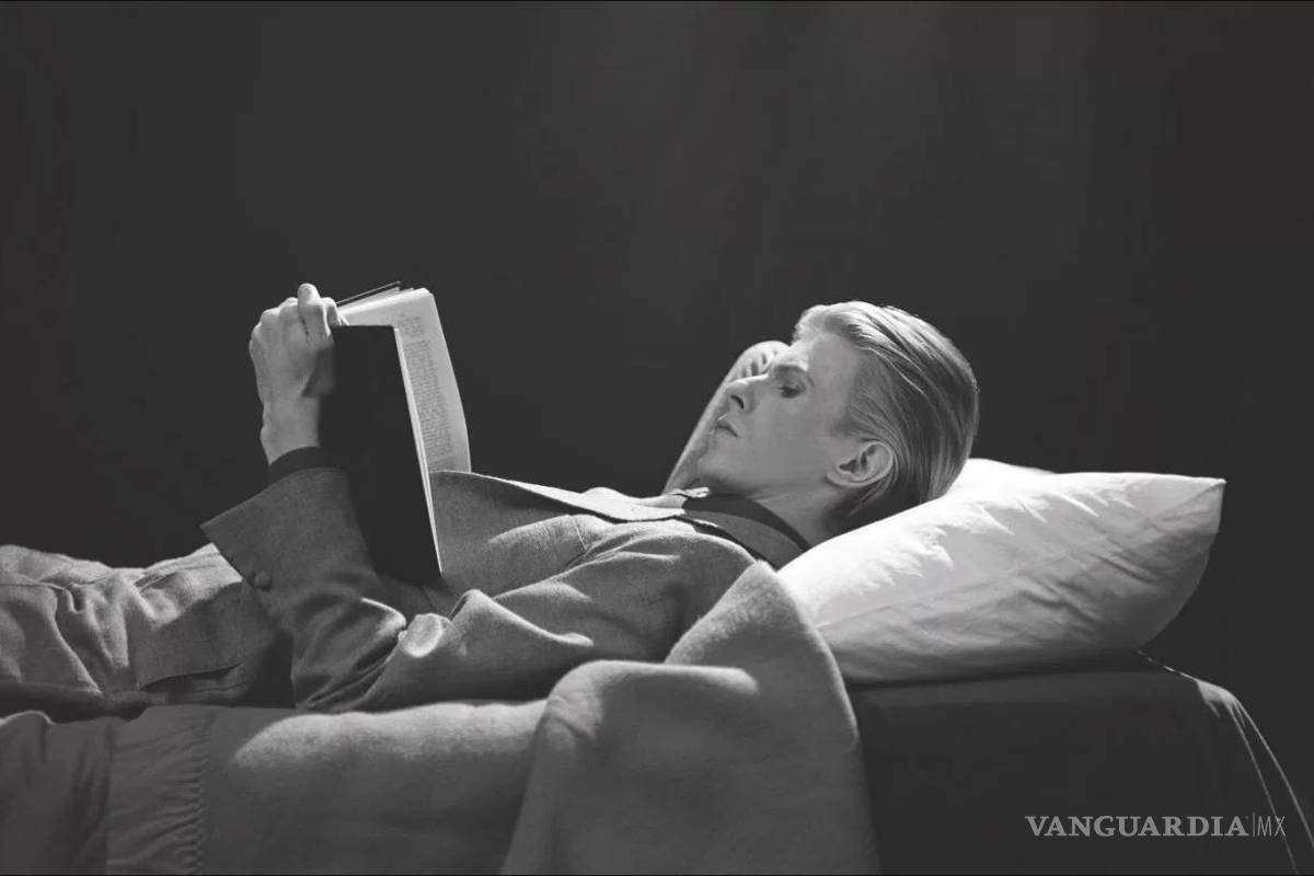 $!Bowie lector: el rockstar amante de las letras tiene su club de lectura