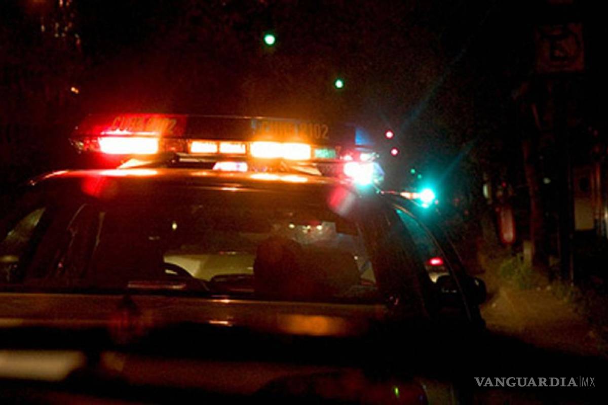 Intentan vecinos linchar a 3 presuntos ladrones en Ramos Arizpe