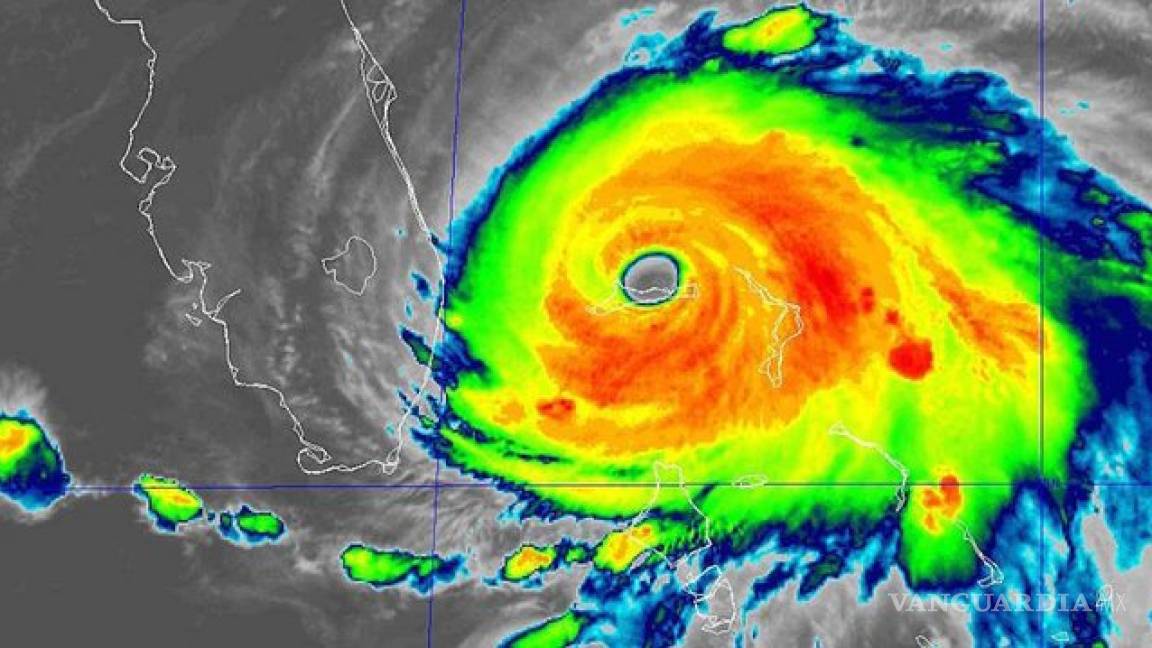 'Dorian' se debilita en su paso sobre Bahamas y baja a categoría 4