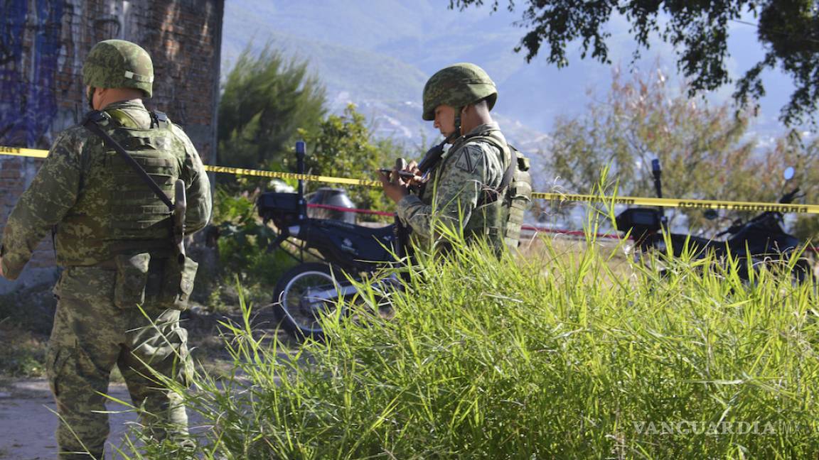 Emboscada a militares en Veracruz deja 3 muertos; en Guerrero la violencia cobra la vida de 8 personas