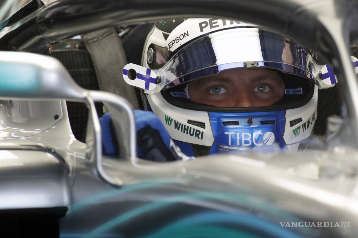 En Sochi los Mercedes salen primero