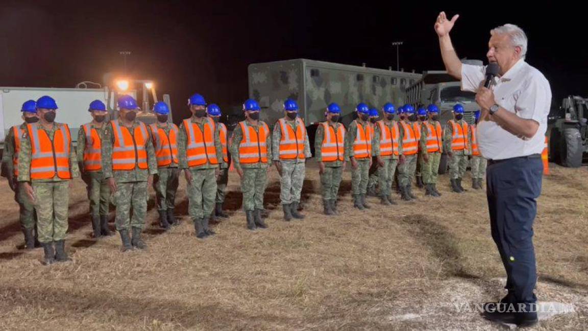 $!Pidió a los militares concluir en tiempo las obras, y defenderlas