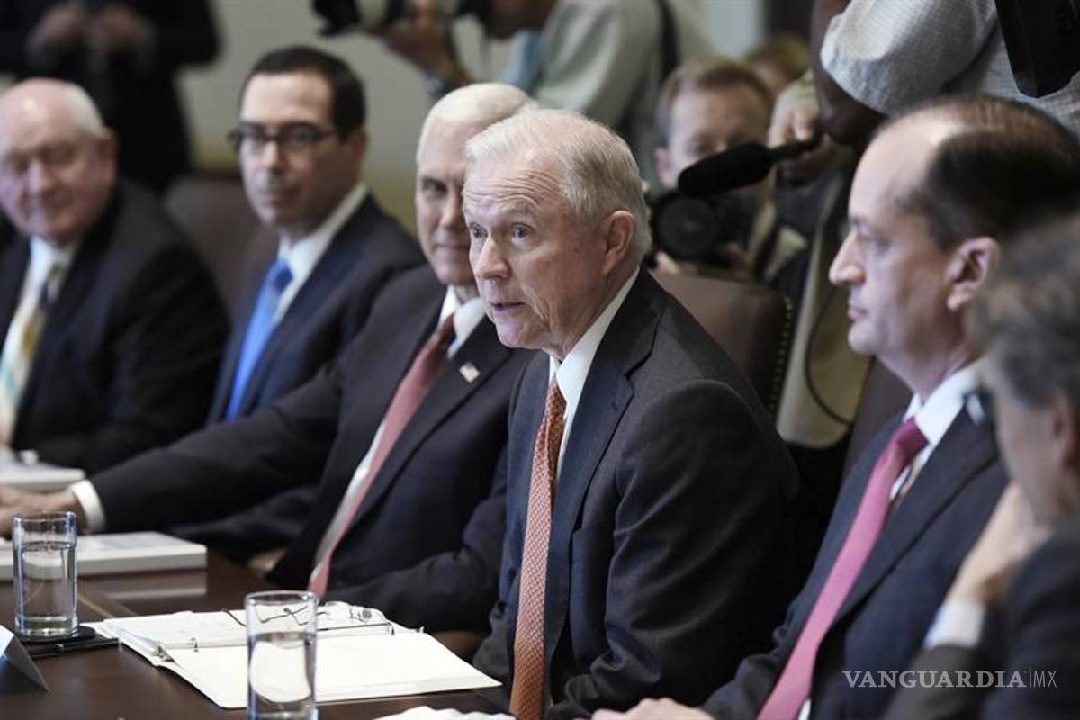 Jeff Sessions testificará ante Senado de EU en audiencia pública