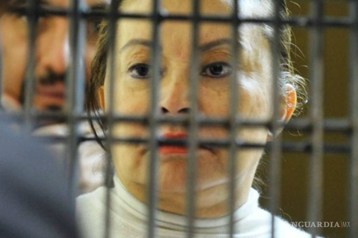 PGR pide más restricciones para Elba Esther, 'para no desestabilizar la paz y seguridad del país'