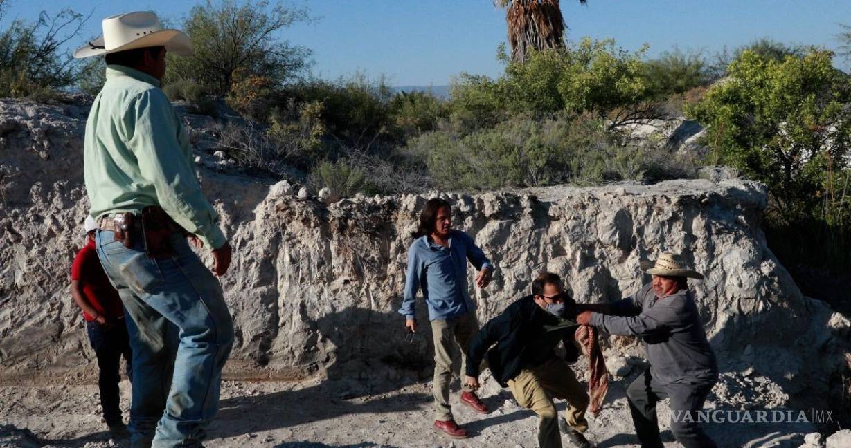 Golpean y amenazan de muerte a activistas en Cuatro Ciénegas