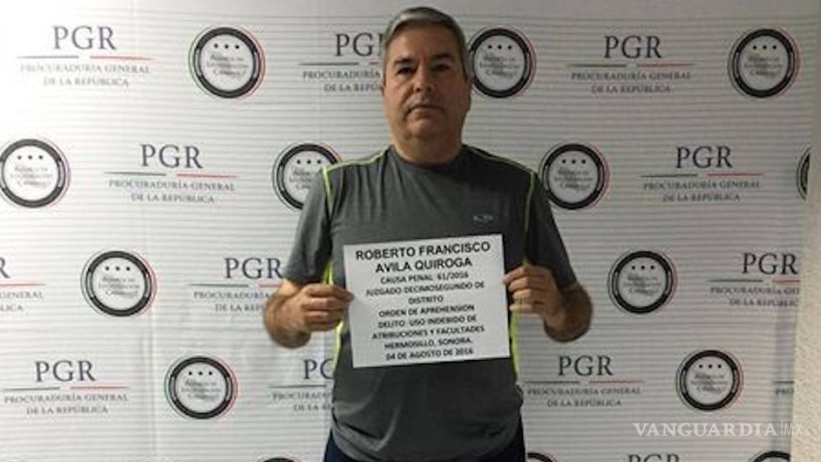 Auditor de Padrés es detenido por la PGR; se le acusa de perdonar millones en impuestos a amigos