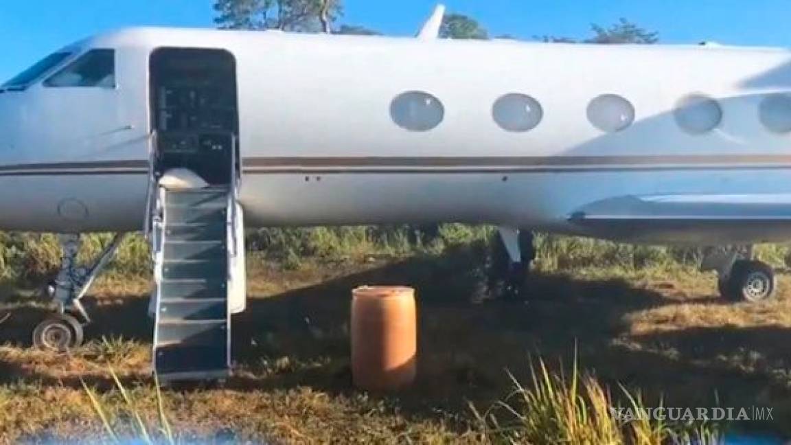Renuncia funcionario de Campeche a cargo público y lo atrapan con avión lleno de cocaína días después