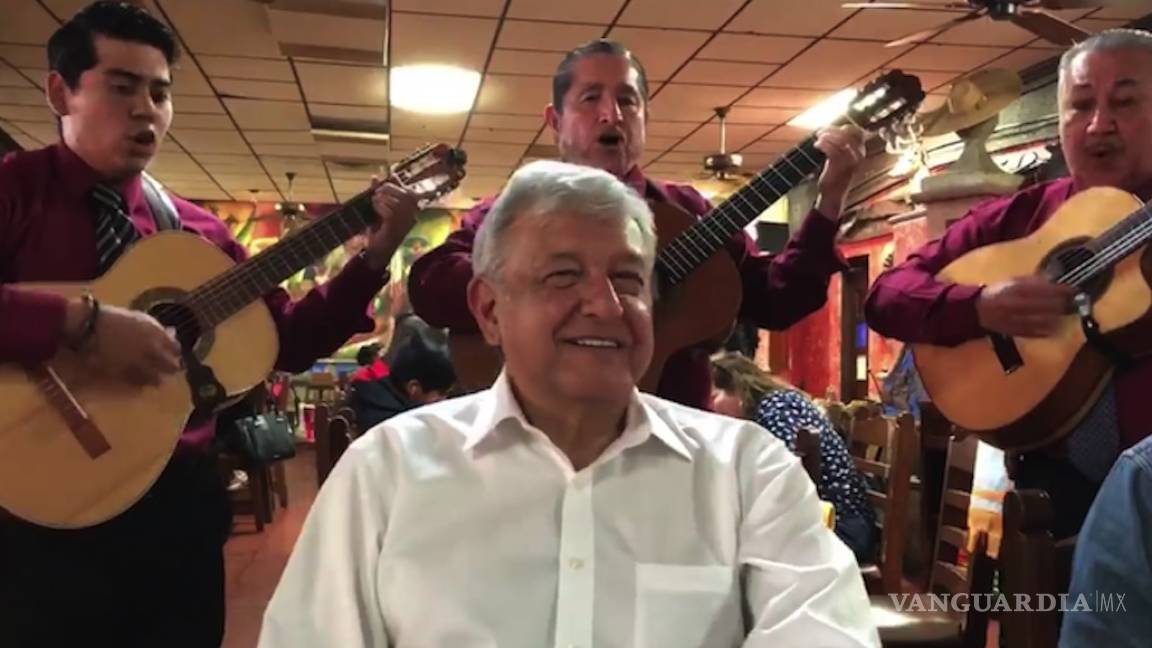 AMLO arma trío para su Morena