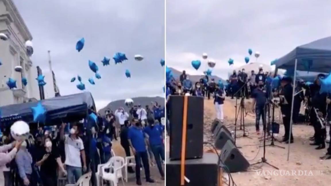 Con globos, música de banda y sin medidas sanitarias, despiden a hijo de 'El Azul' (video)