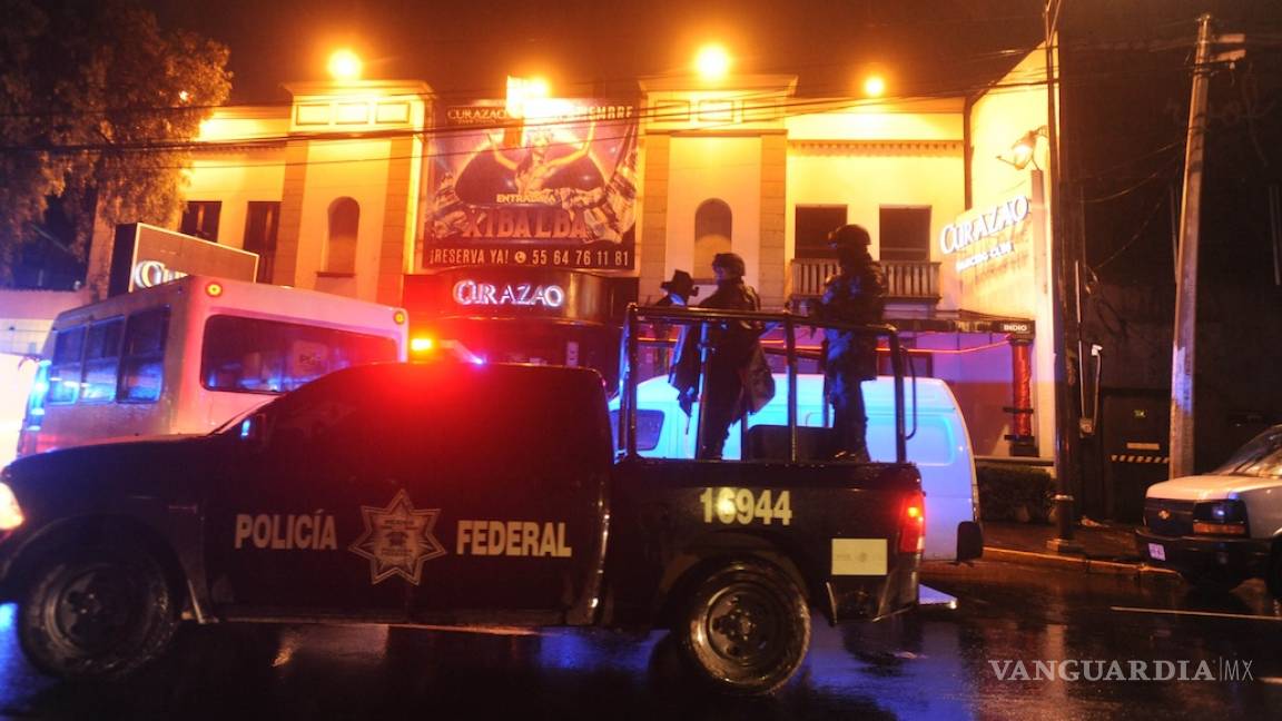 Rescatan a 19 mujeres de centro nocturno &quot;Curazao&quot;; hay 28 detenidos