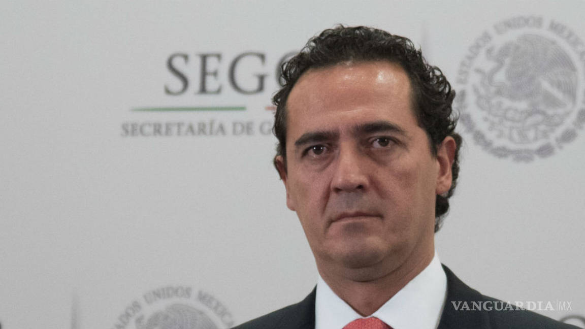 Elías Beltrán, ex PGR, dice que no sabe que esté bajo investigación pero niega presunta corrupción