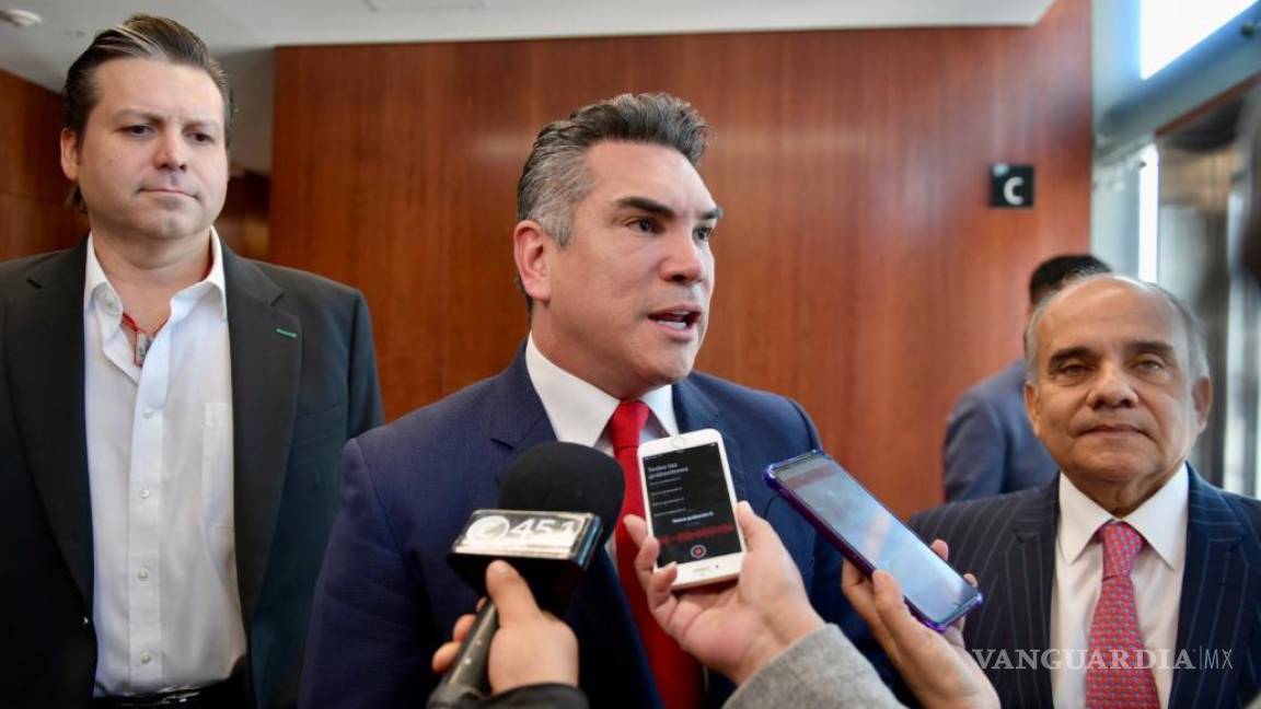 Sin invitación, irrumpe ‘Alito’ Moreno en plenaria de senadores del PRI
