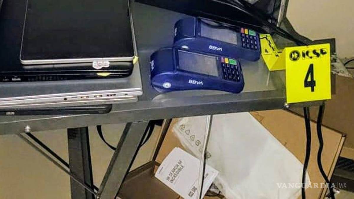 Detienen a 20 en cateo a empresa que ofrecía créditos para la compra de autos, en Nuevo León