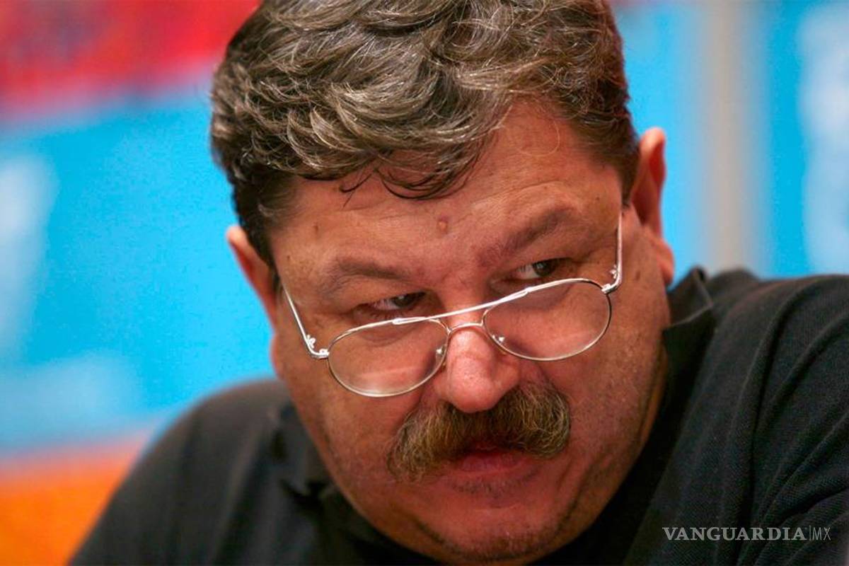 Paco Ignacio Taibo II narra genocidio de yaquis en México