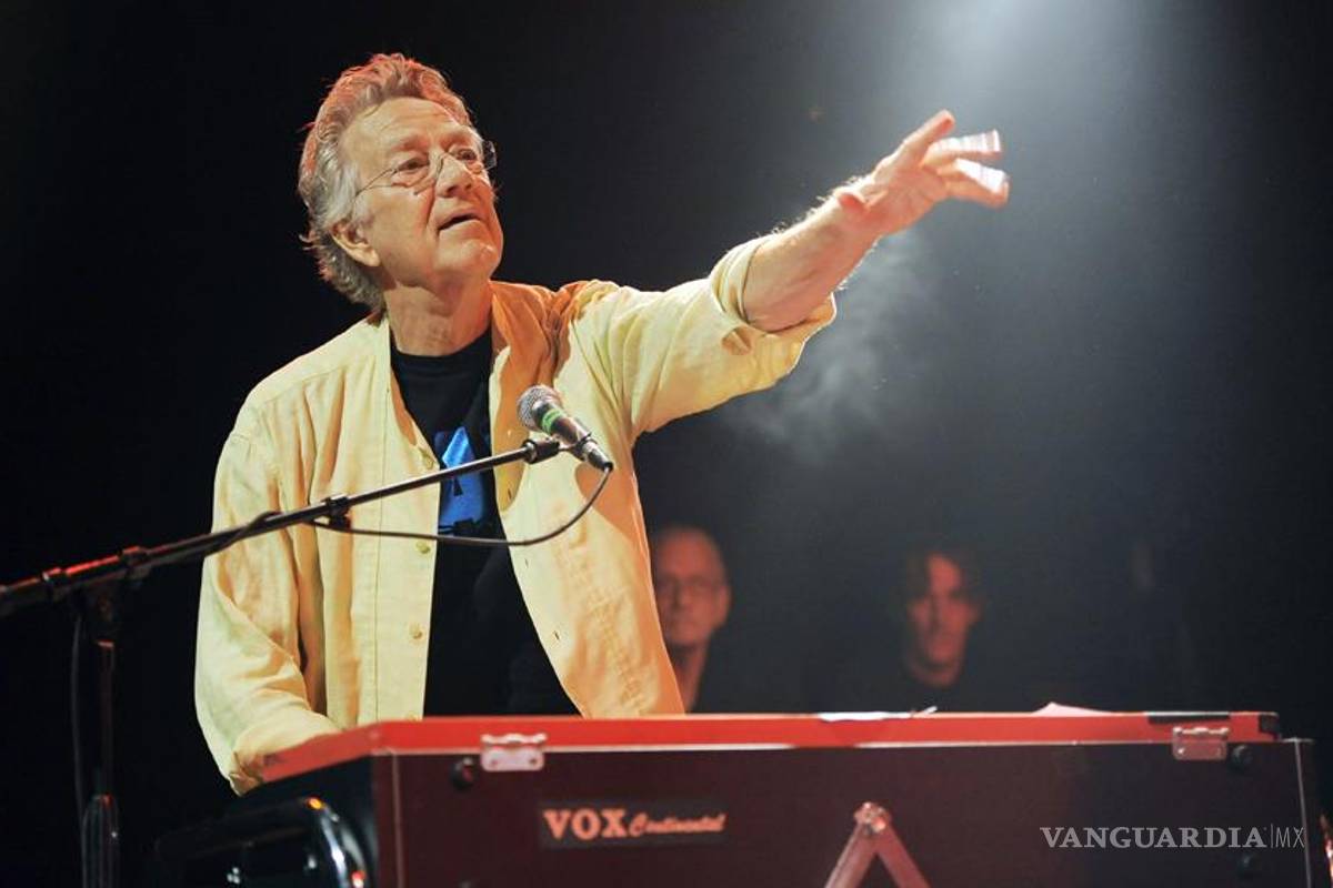 Muere Ray Manzarek, tecladista de The Doors