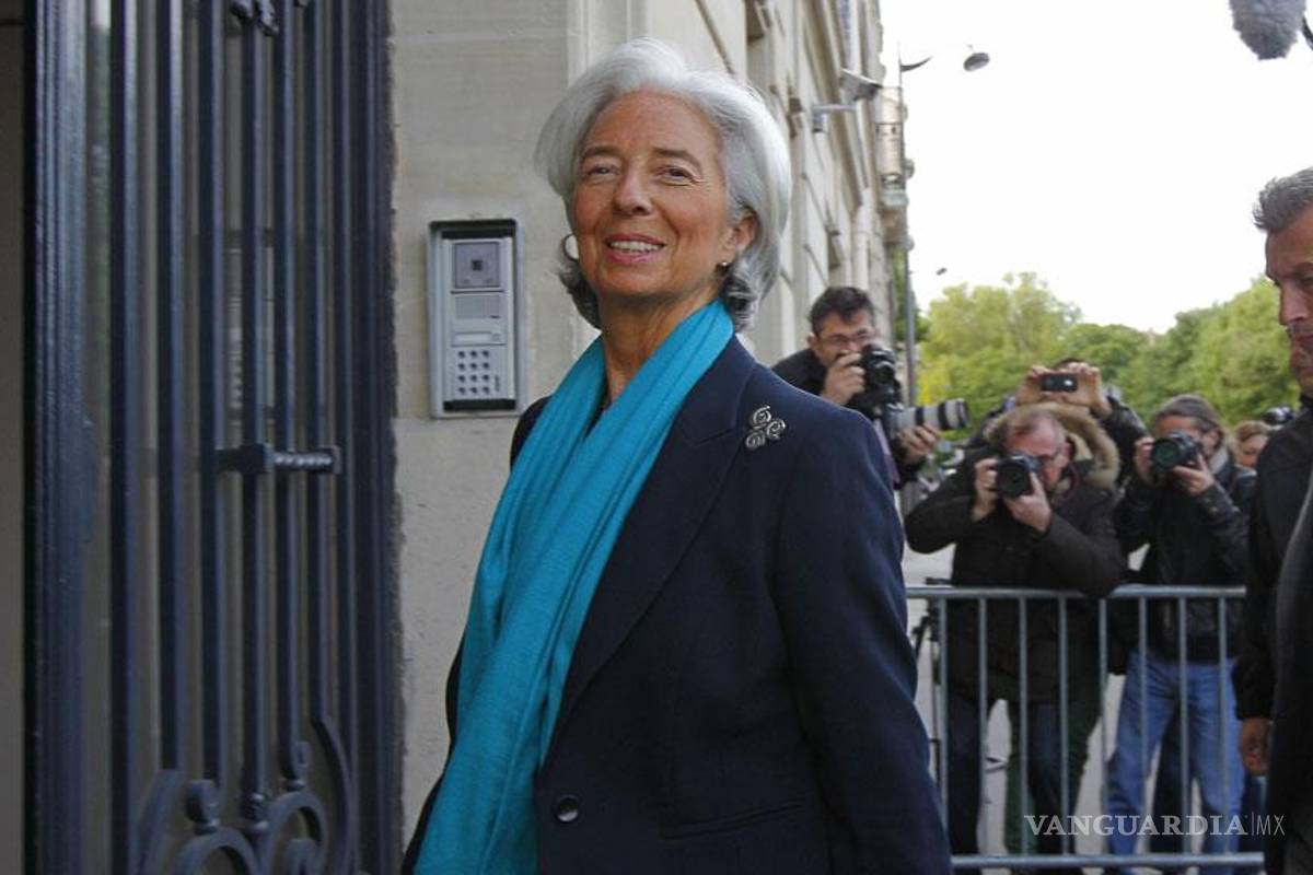 El FMI mantiene 'confianza' en Christine Lagarde