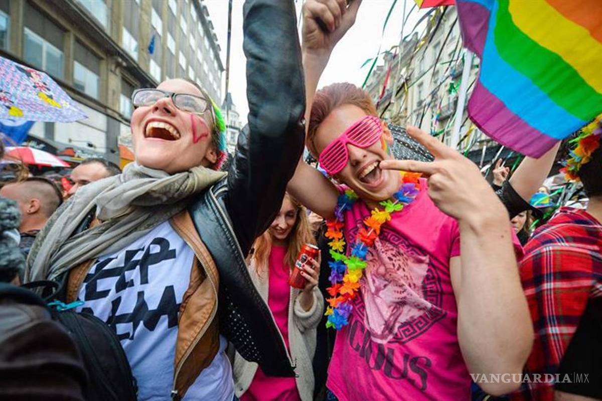 Protestantes franceses aprueban bendición de parejas homosexuales