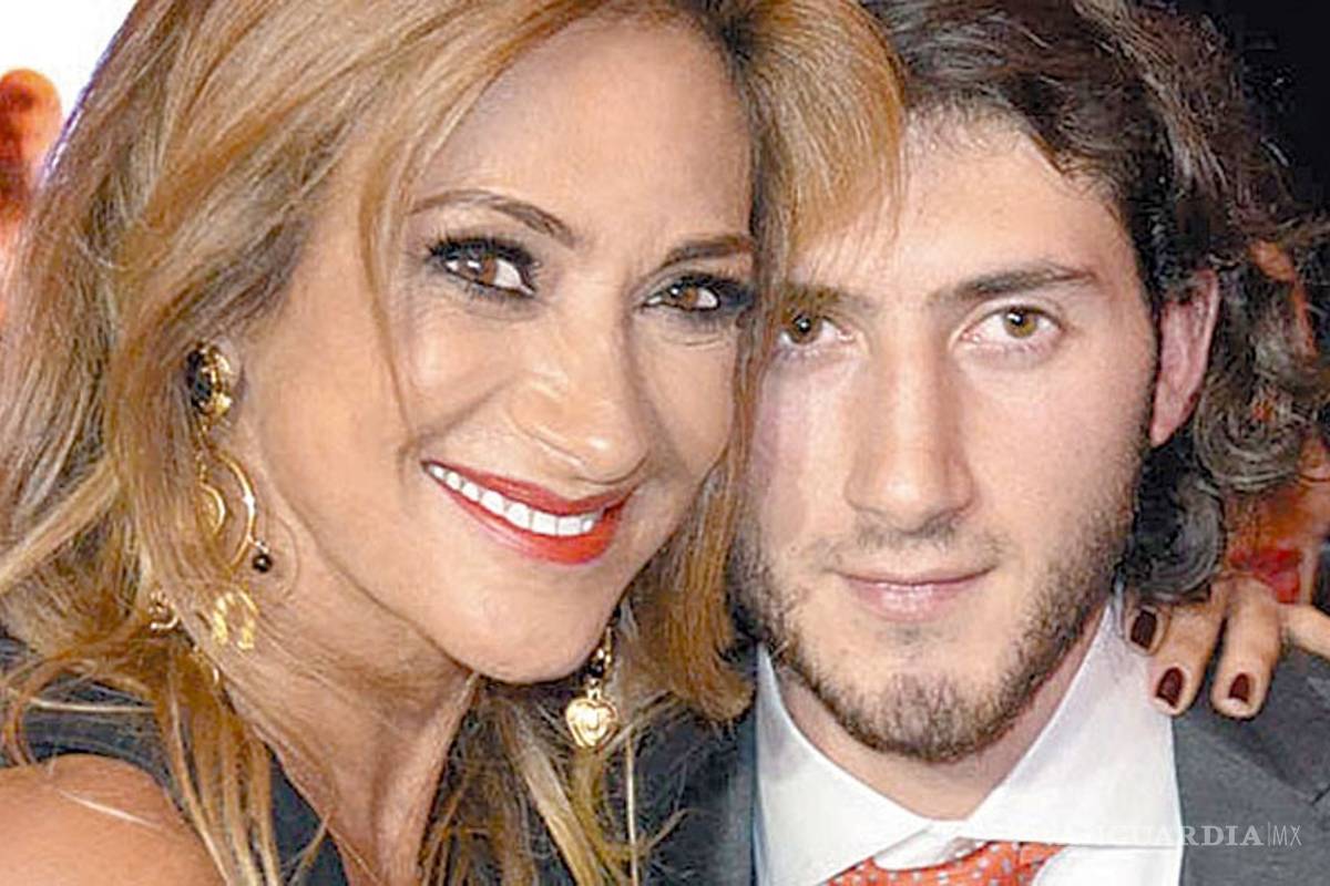 Hijo de Adela Micha, 'mantenido' por la SEGOB