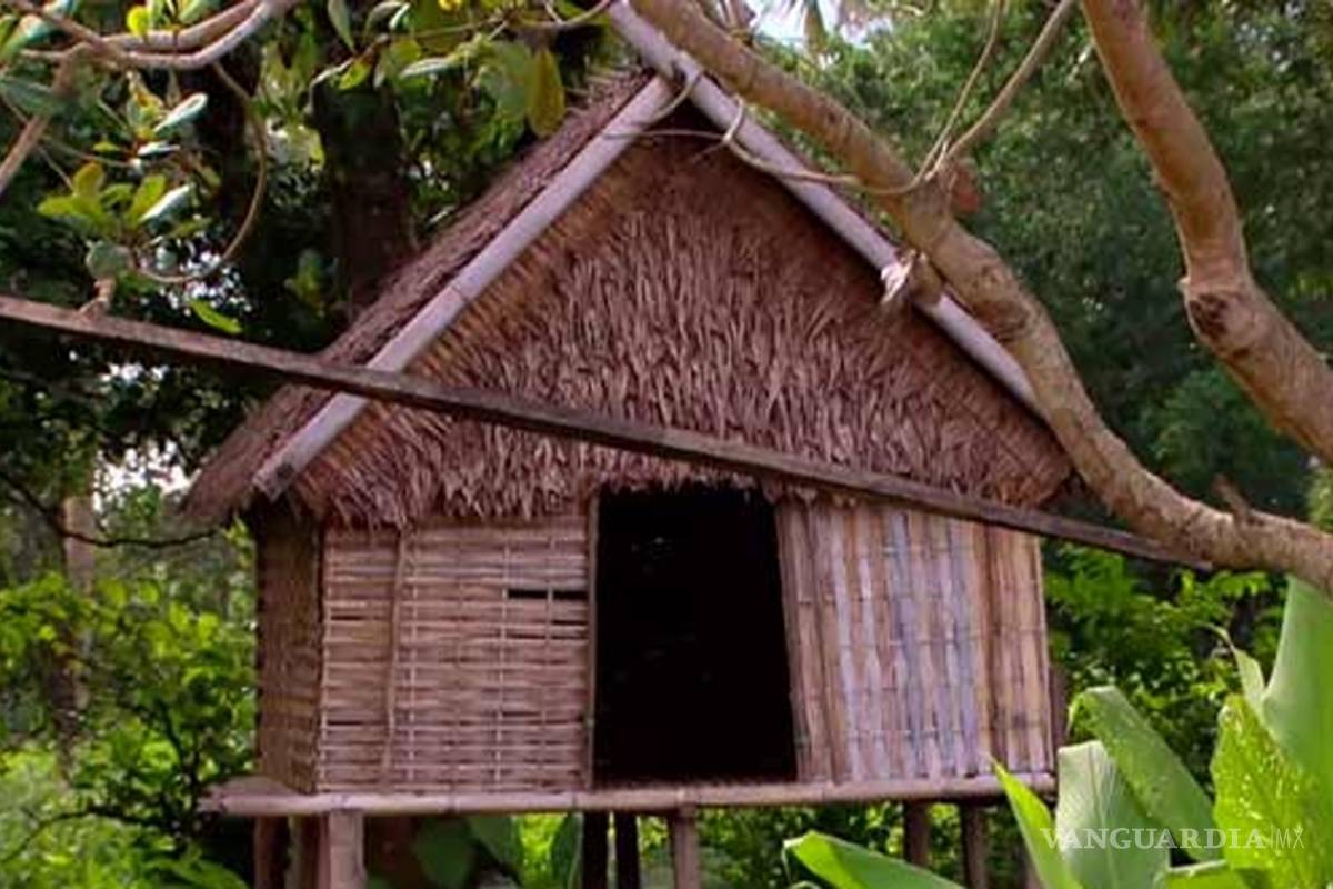 Construyen 'chozas del amor' para que sus hijas tengan sexo