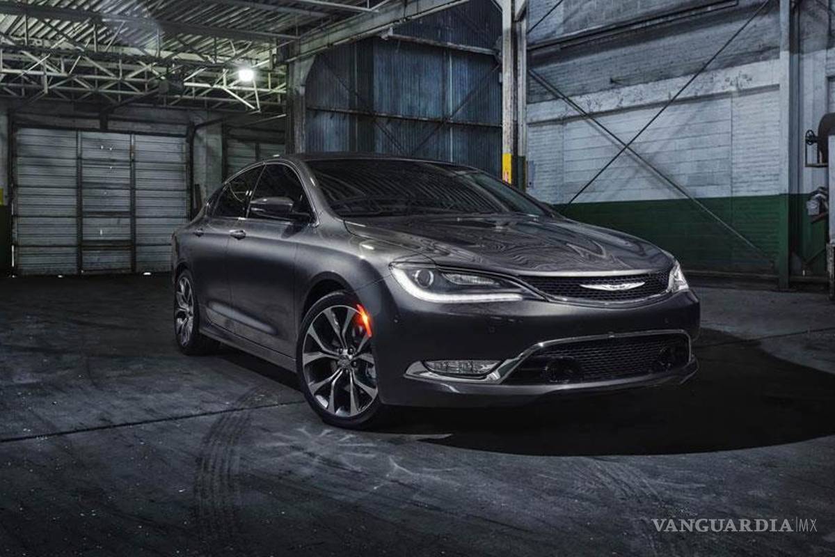 Presentan el nuevo Chrysler 200 Modelo 2015