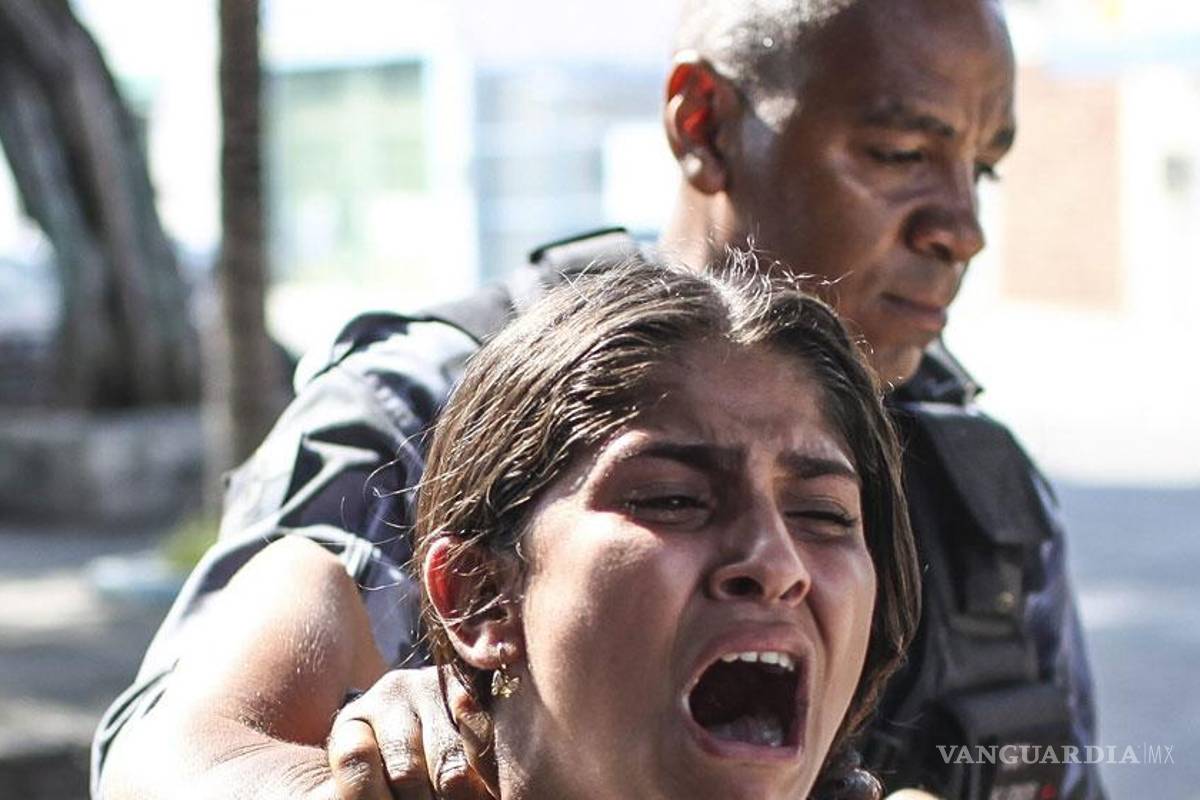 Enfrentamientos, incendios y heridos en desalojo de favela en Río