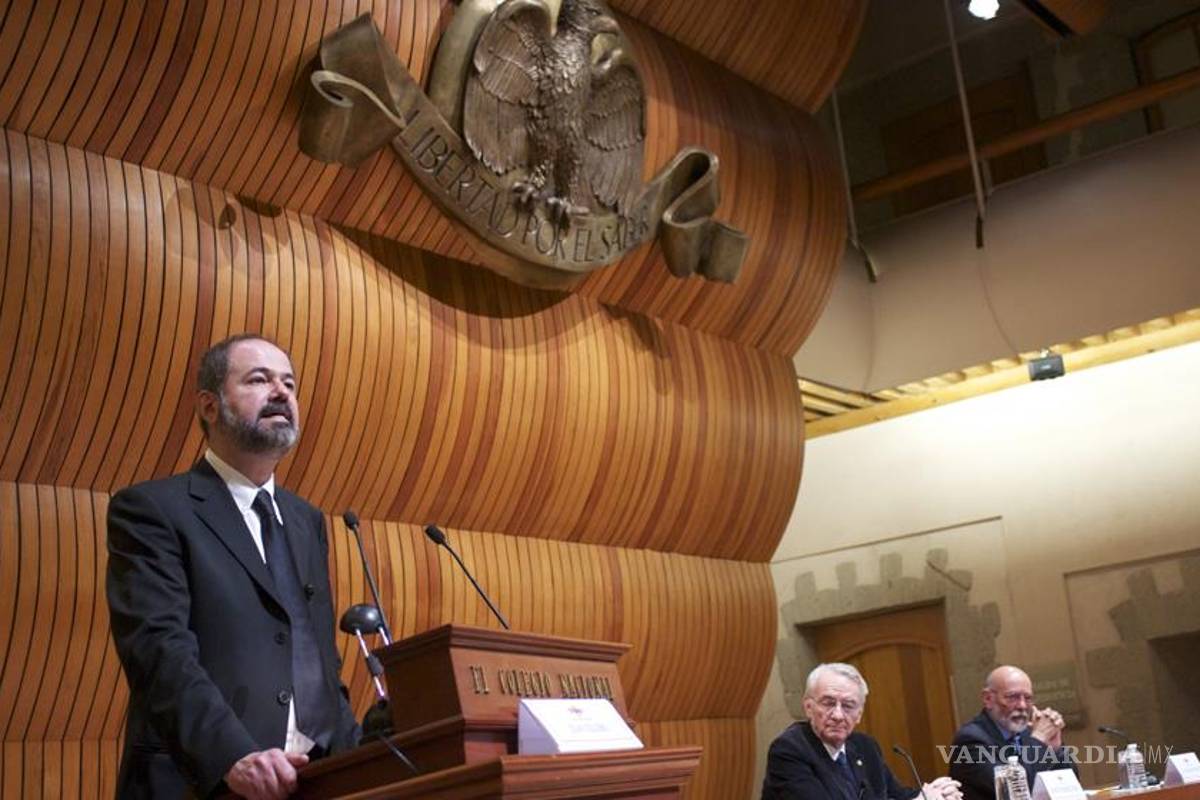 Juan Villoro ingresó al Colegio Nacional