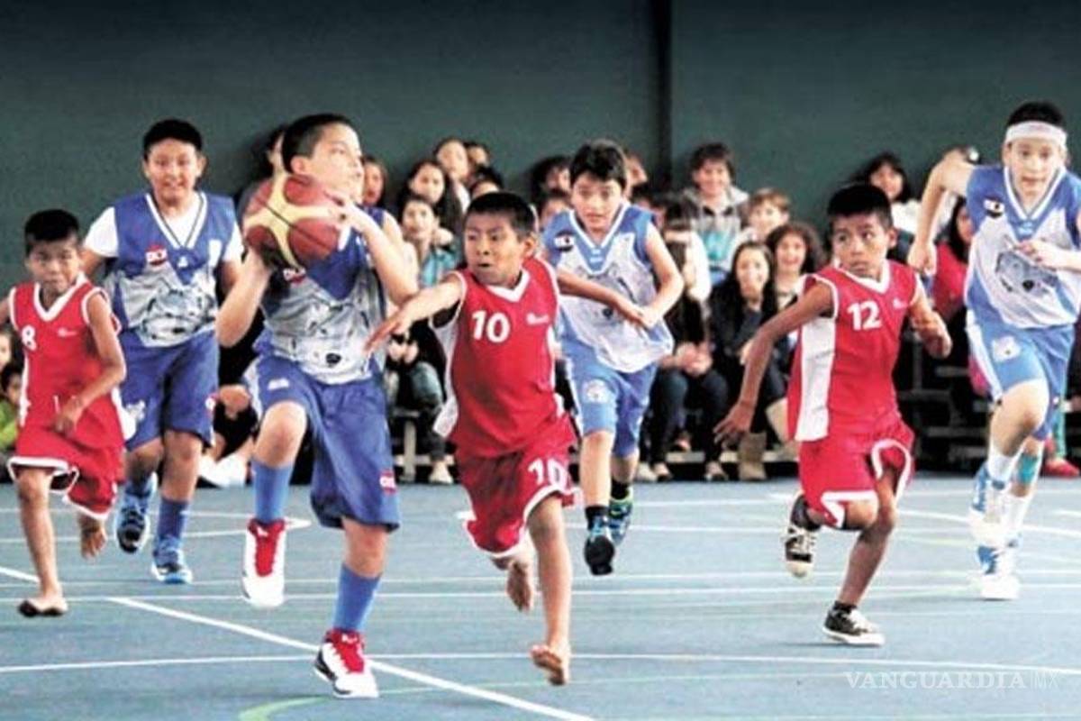 Basquetbolistas triquis, ?gigantes' de pies descalzos