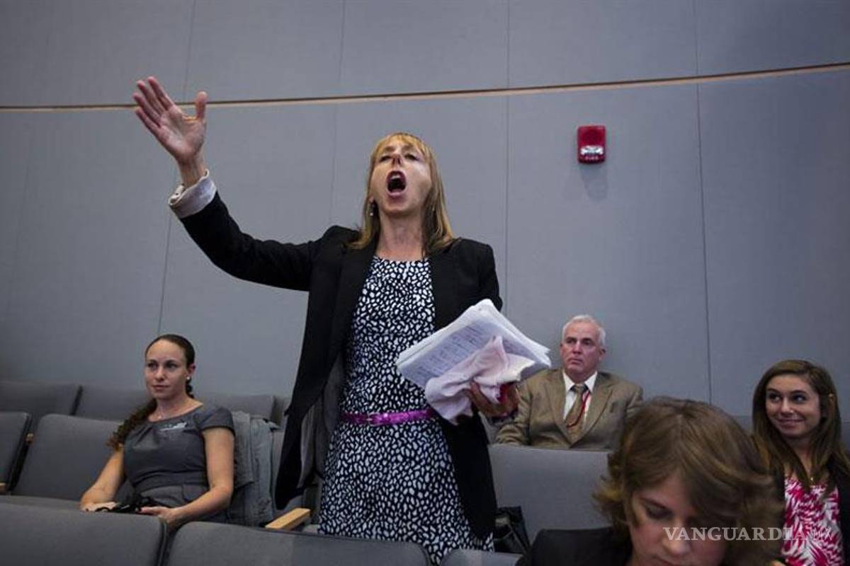 Activista interrumpe a Obama para exigirle el cierre del penal en Guantánamo