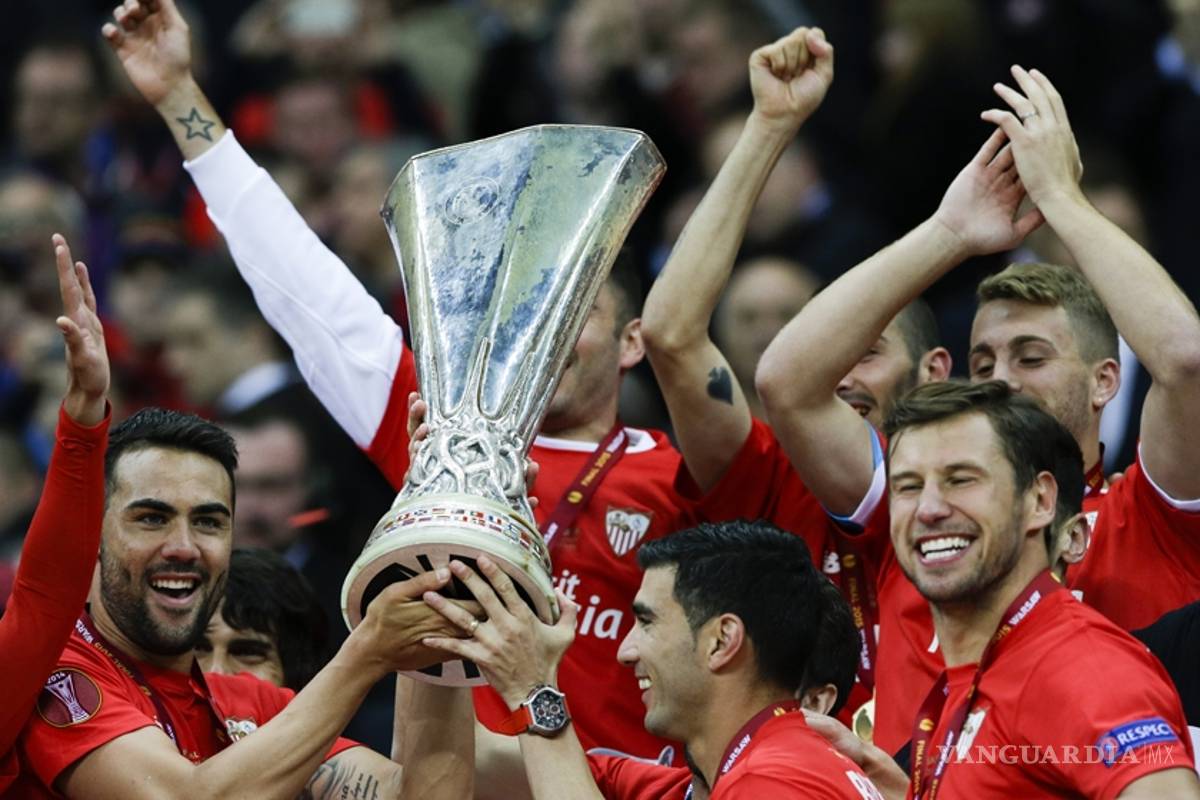 Sevilla revalida en Varsovia el título de la UEFA Europa League
