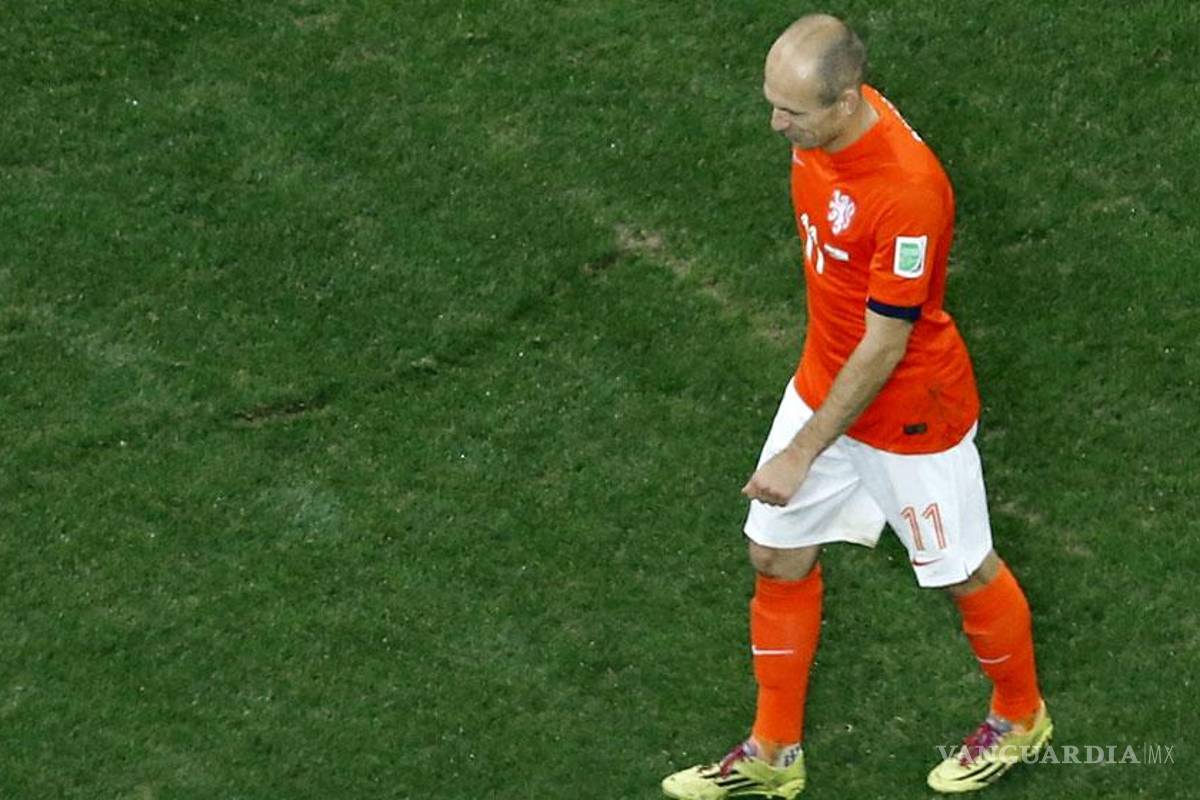 Hijo de Robben llora la eliminación de Holanda