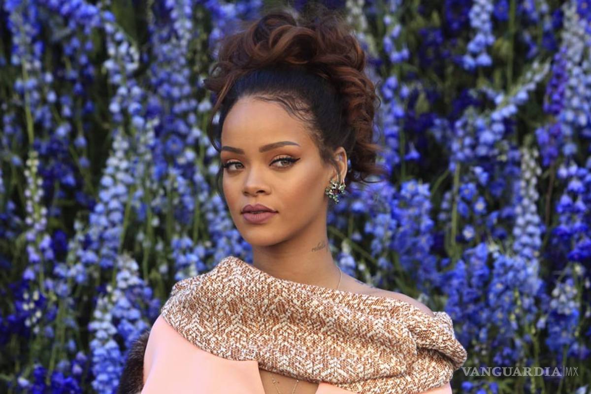 Rihanna revela portada de su nuevo álbum