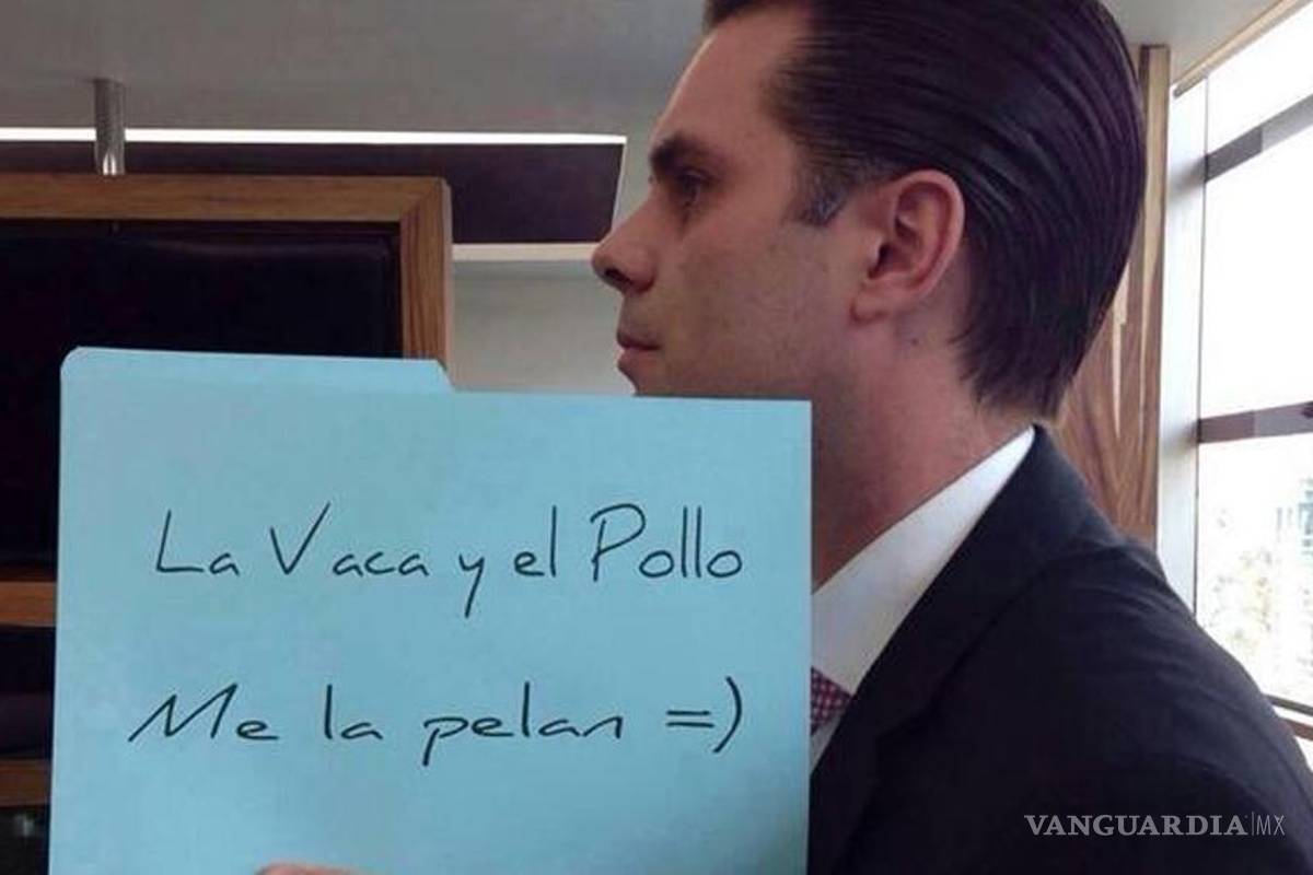 'Vaca' y 'Pollo' &quot;me la pelan&quot;, supuesta foto de Martinoli reta a Televisa