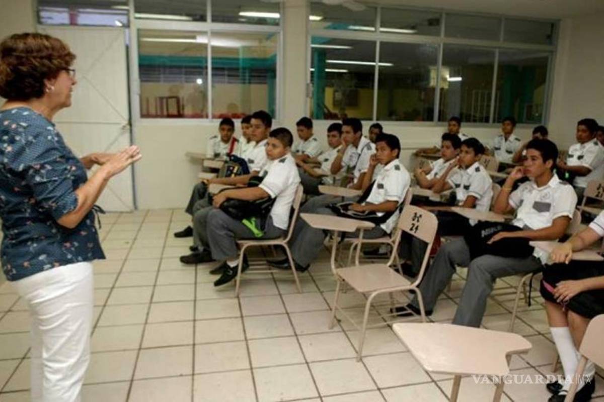 Sólo escuelas caras pagarán IVA en colegiaturas: Pacto