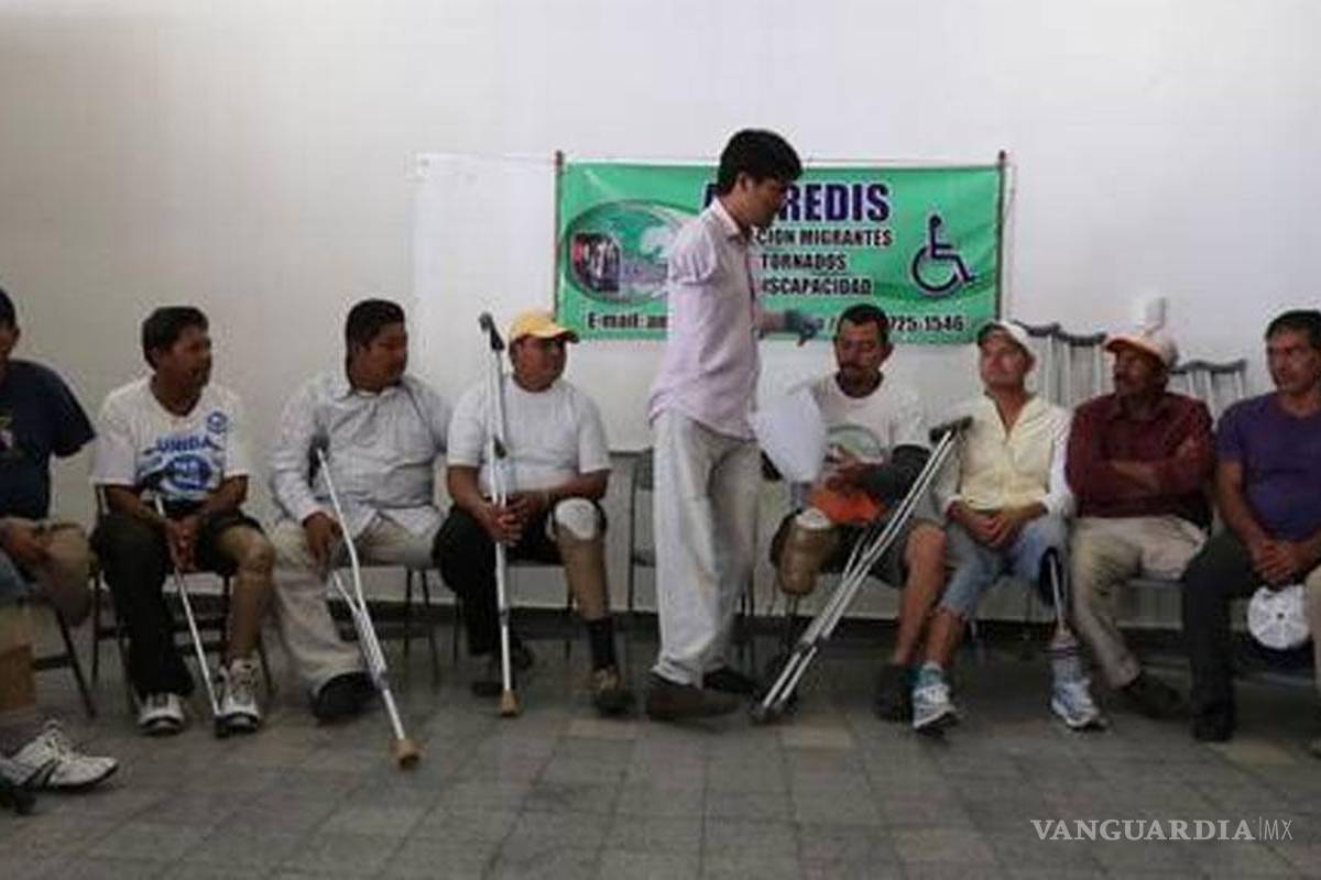 Sin apoyo, migrantes discapacitados regresan a Honduras