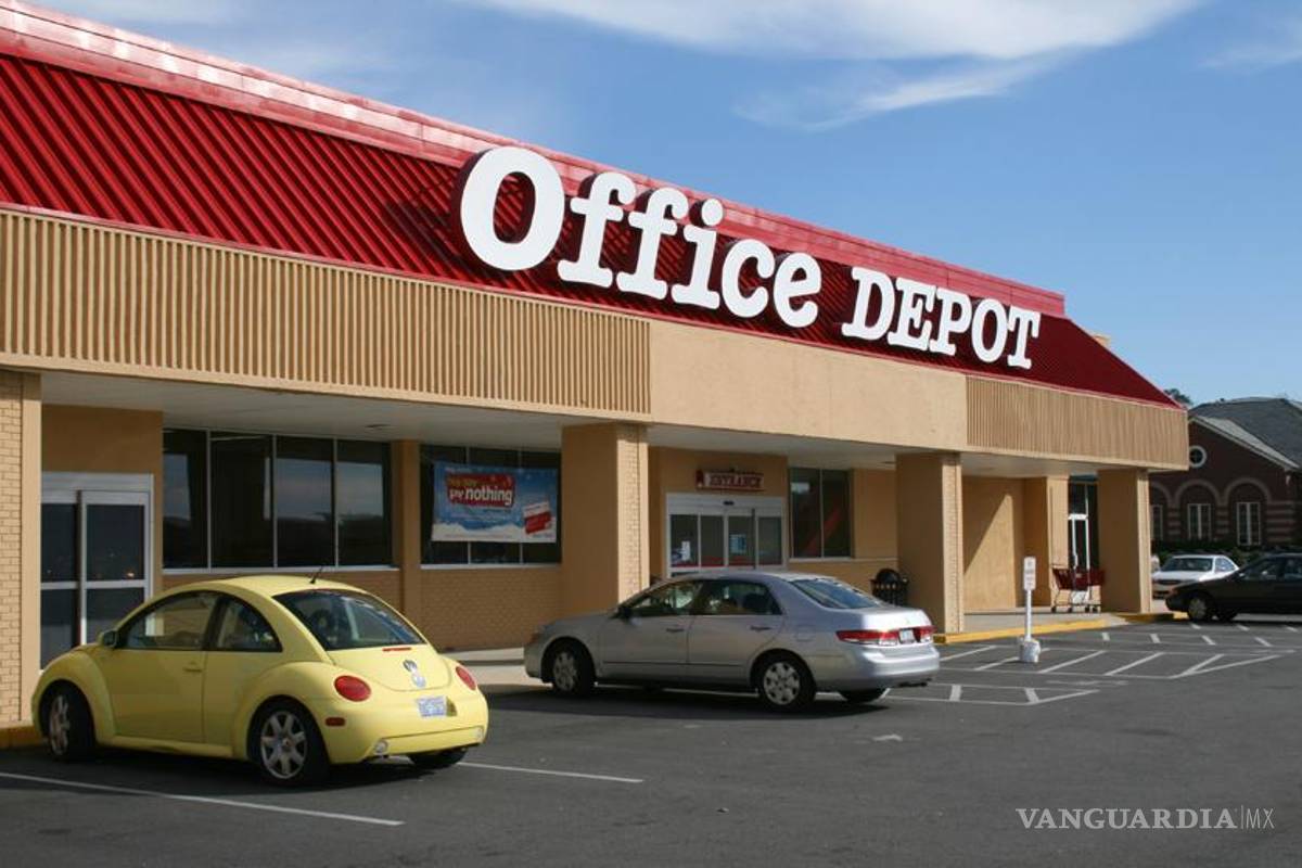 Autorizan a Office Depot comprar Casa Marchand