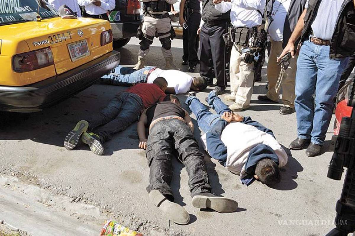 Por violar debido proceso, liberan a asalta bancos en Saltillo