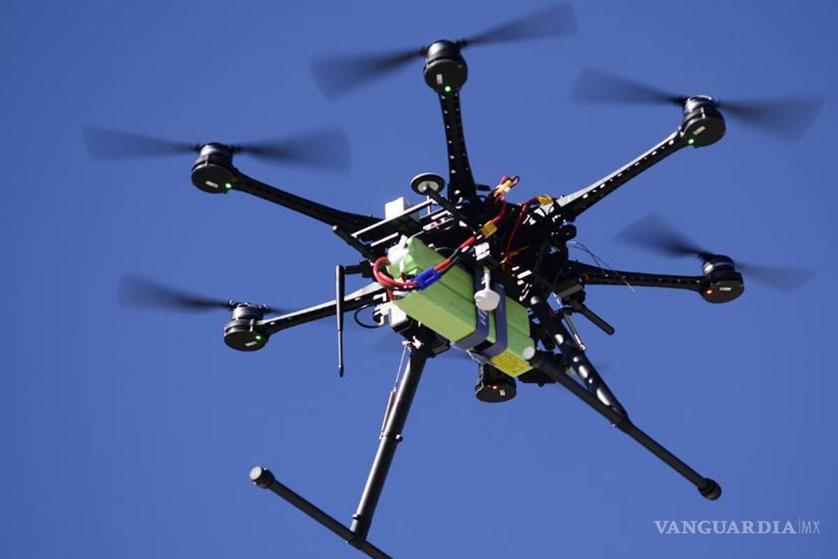 Cárteles fabrican 'narcodrones' para trasiego, alertan en Estados Unidos