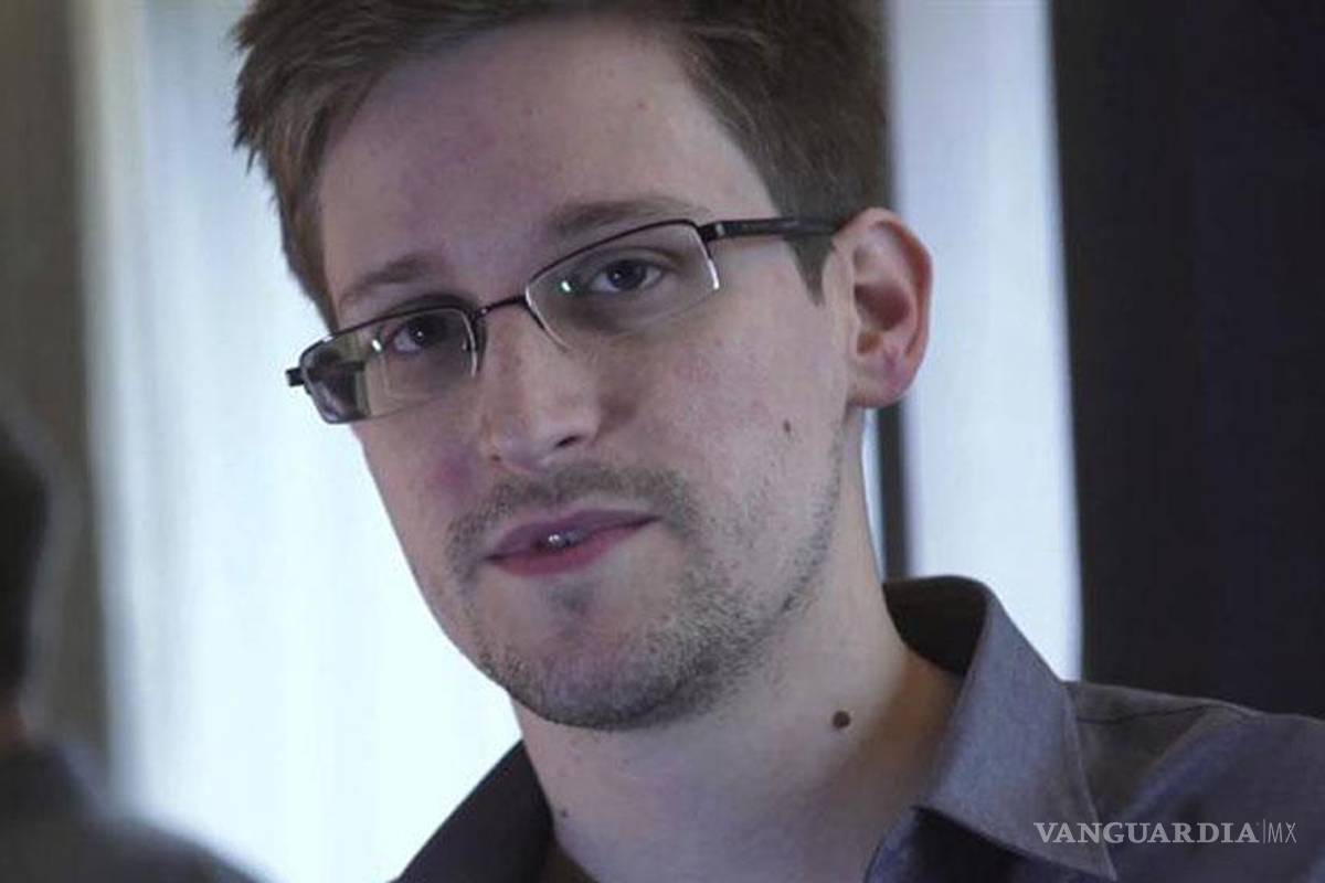 EU presenta cargos contra Snowden, pide su arresto a Hong Kong