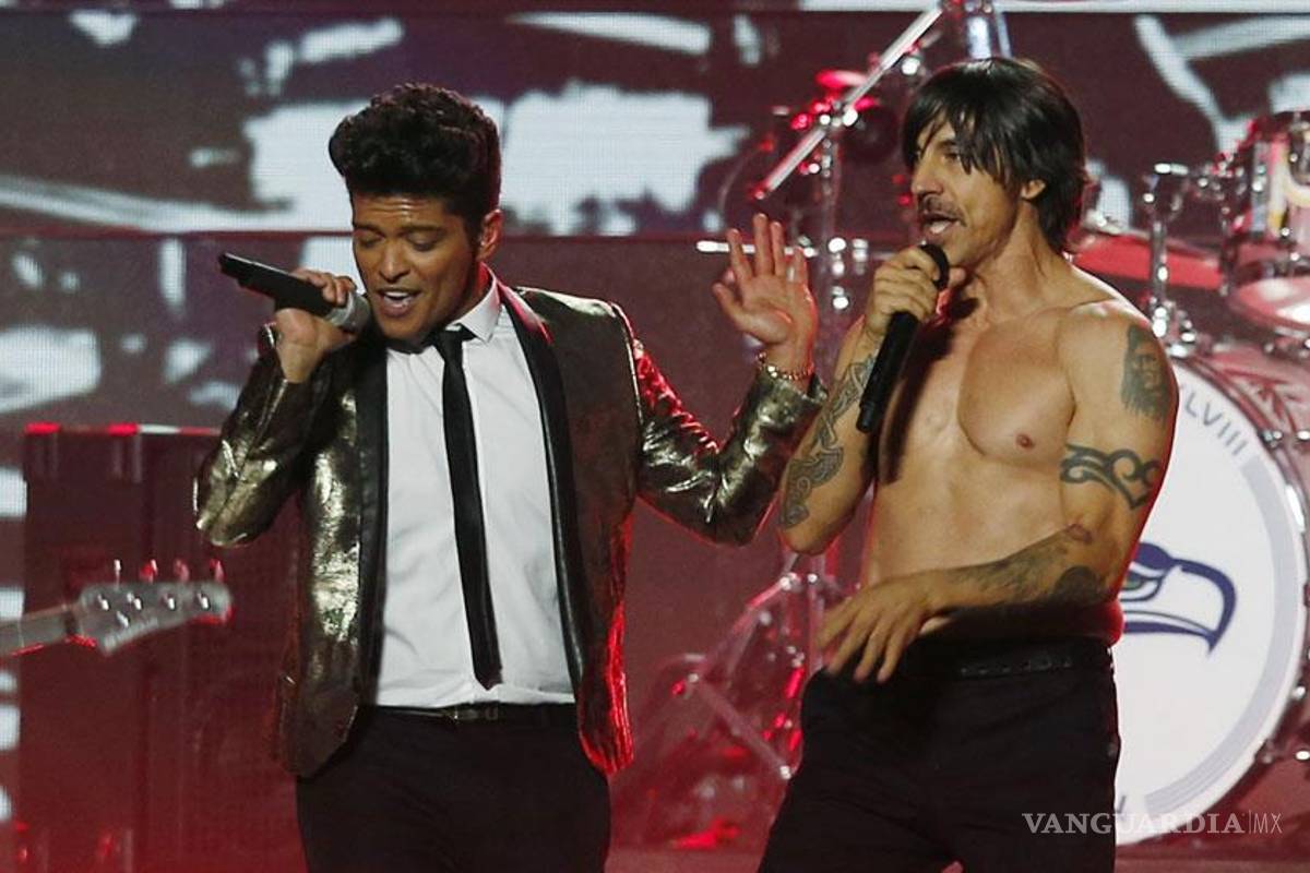 Bruno Mars hace historia; su show es visto por 115 millones de espectadores