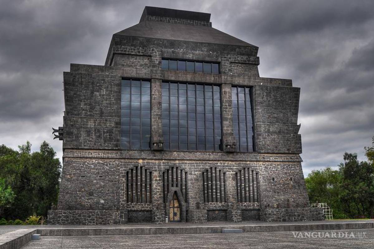 El Museo Anahuacalli muestra la historia del mural encargado a Rivera para el Centro Rockefeller