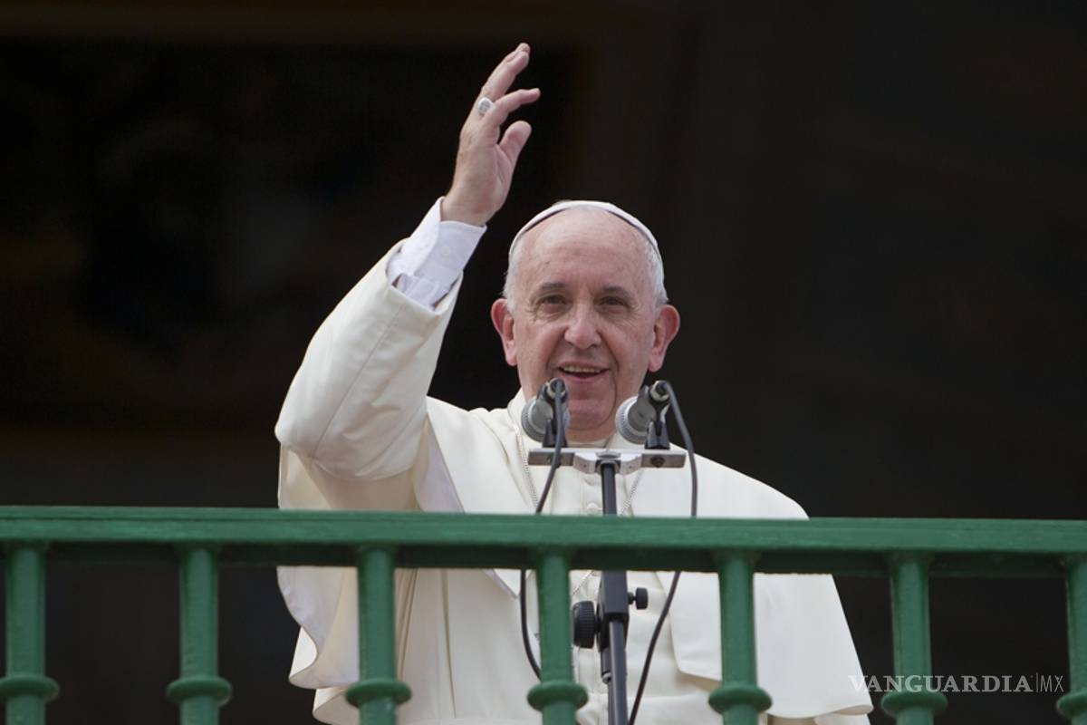 Twitter lanza emojis por visita del Papa a EU