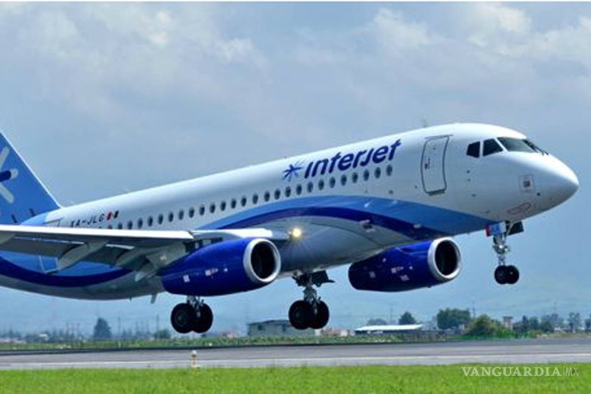 Anuncian nuevo vuelo Monterrey-Houston