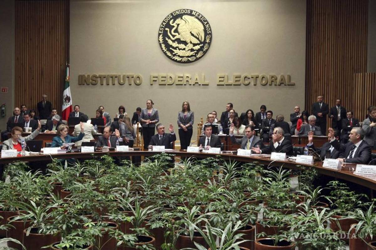 IFE embargará a PRD por adeudos del plantón de 2006